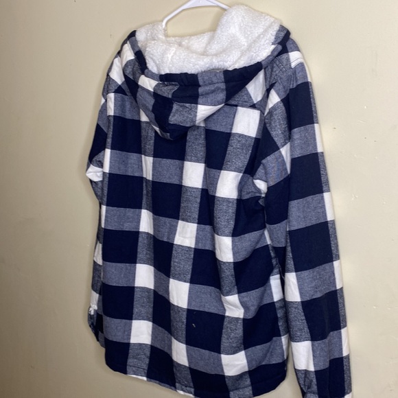 Coat - Picture 3 of 3